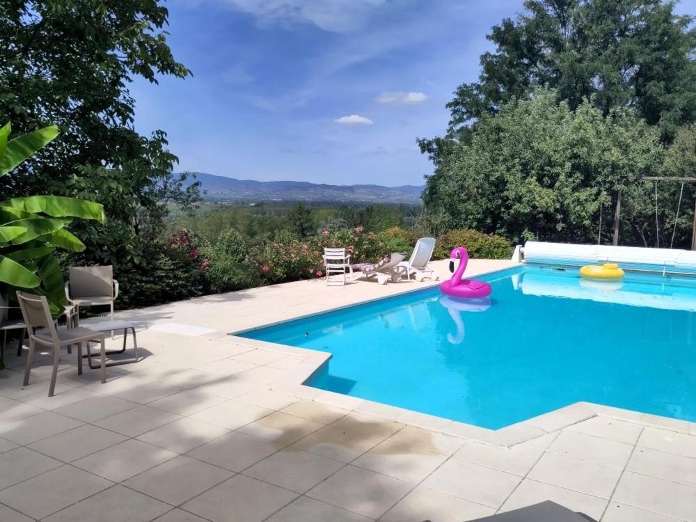B&B Chez Frederique Et Norbert Mogneneins Exteriör bild